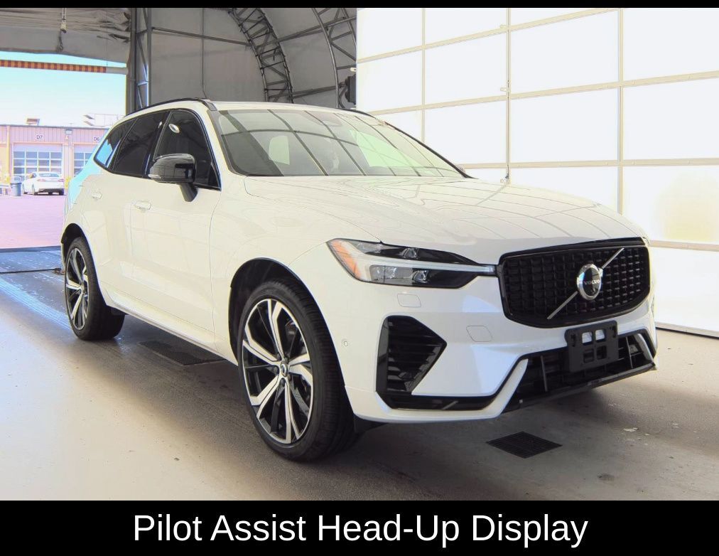 2025 Volvo XC60 Plug-In Hybrid