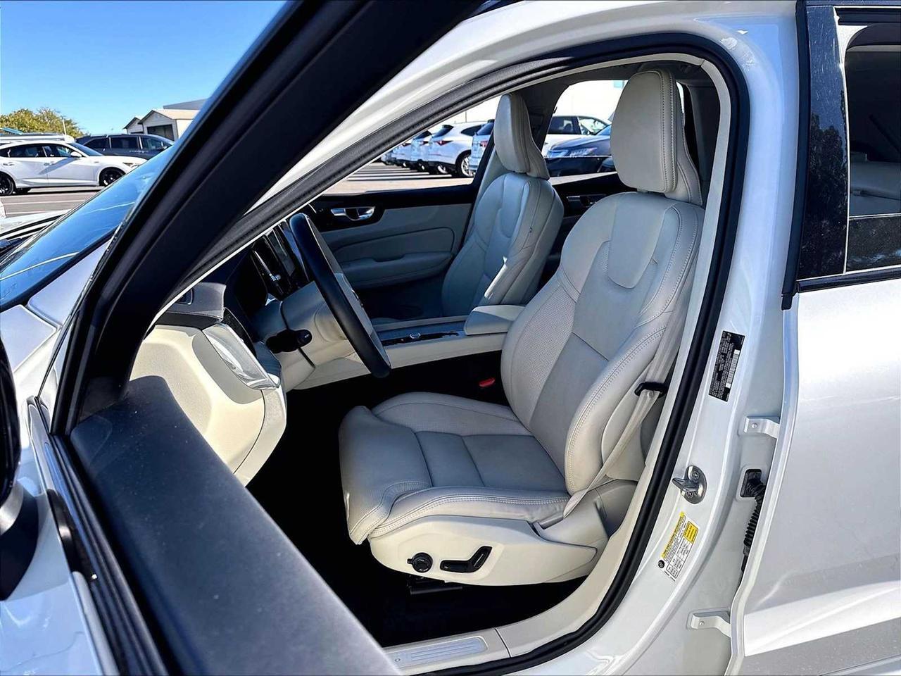 2025 Volvo XC60 Plug-In Hybrid Ultra Roseville CA