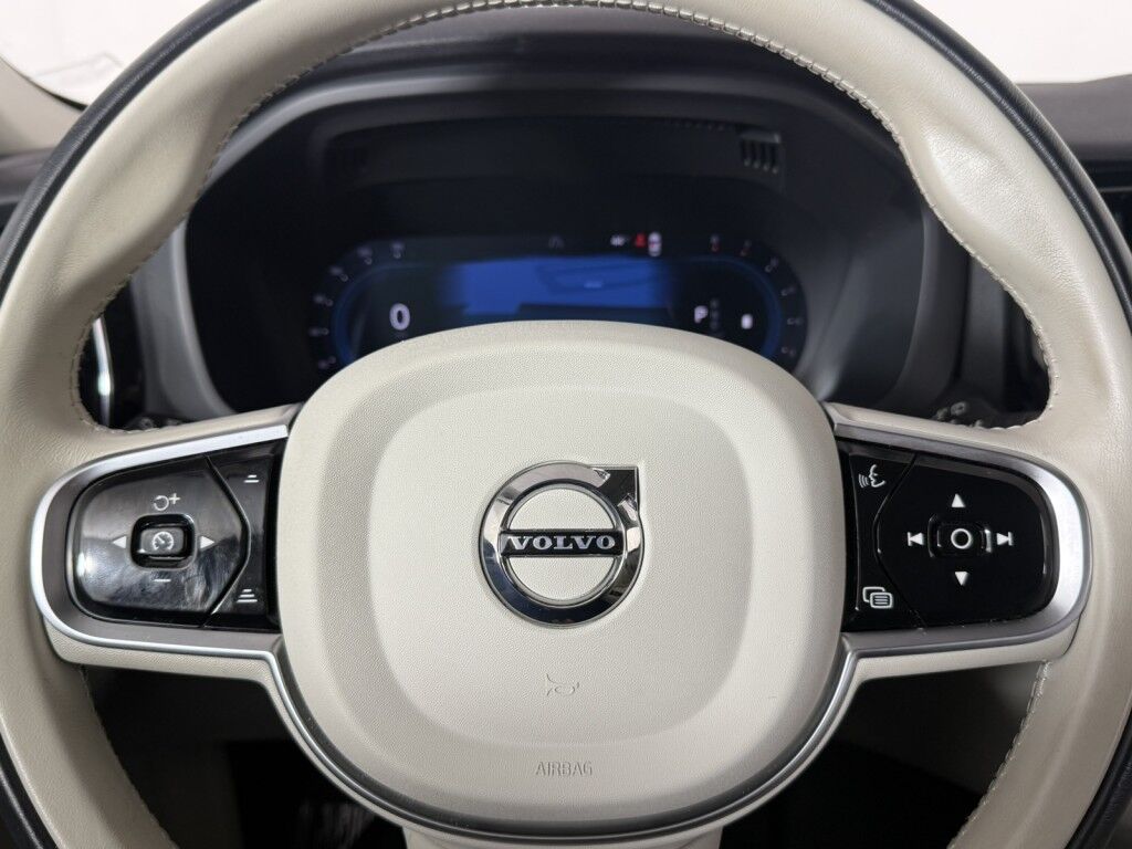 2025 Volvo XC60 Plus Maumee OH