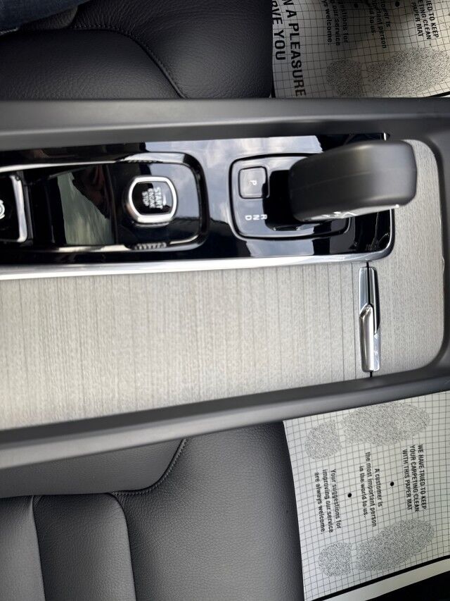 2025 Volvo XC60 Plus Springfield IL