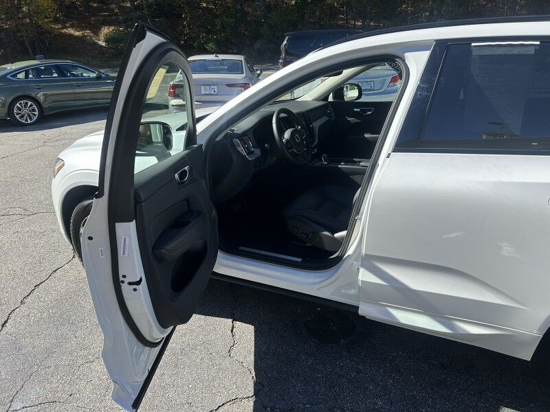 2025 Volvo XC60 Plus Whitinsville MA