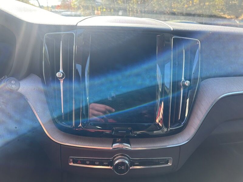 2025 Volvo XC60 Plus Whitinsville MA