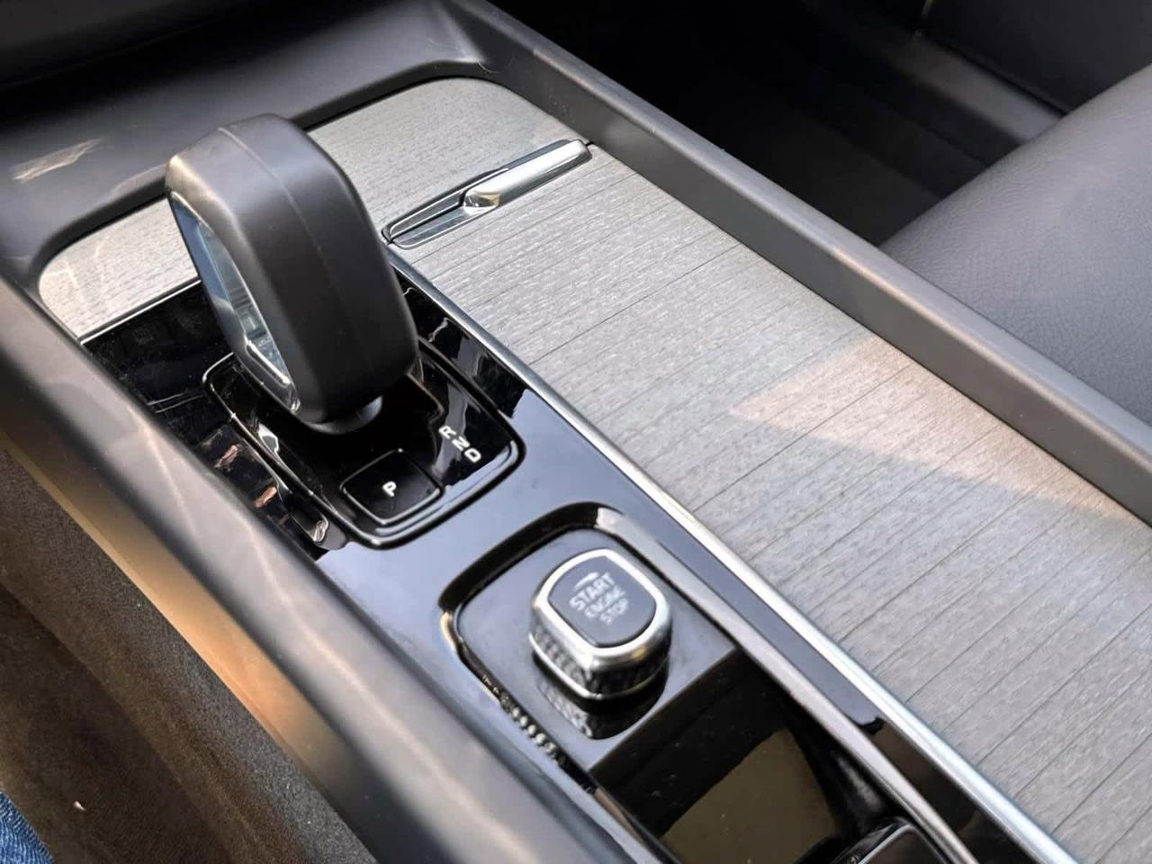 2025 Volvo XC60 Plus Plymouth MA