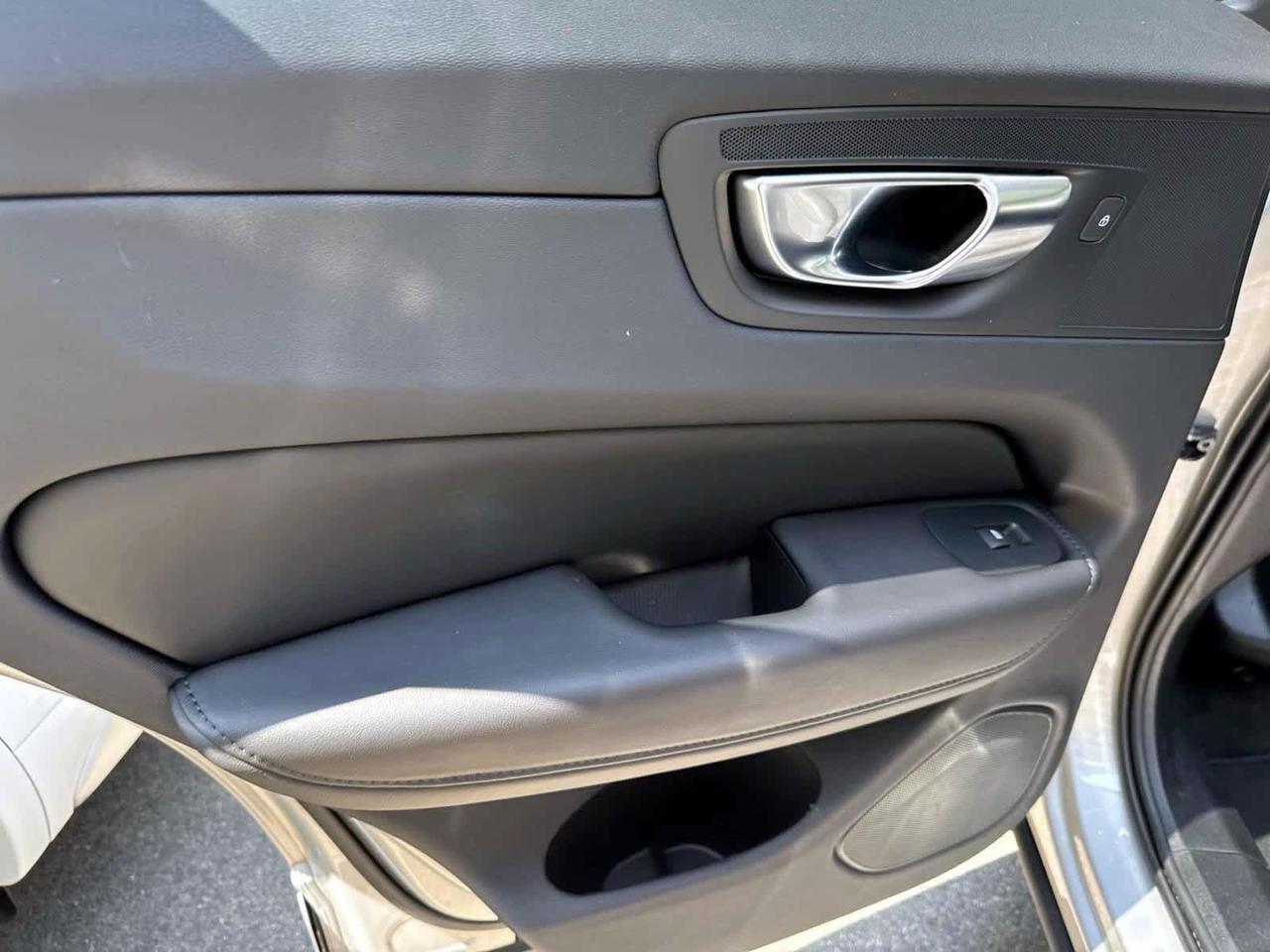 2025 Volvo XC60 Plus Plymouth MA