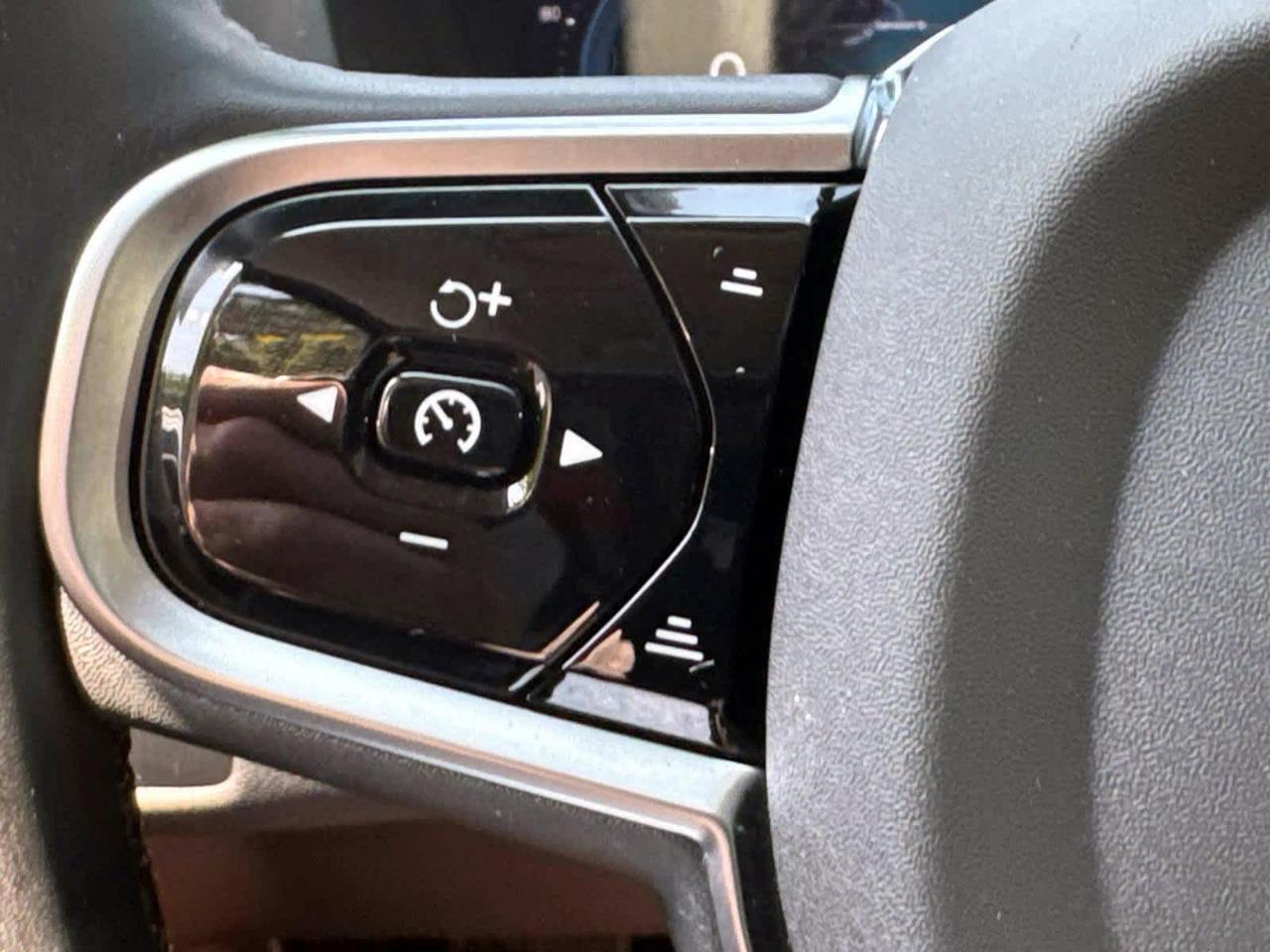 2025 Volvo XC60 Plus Plymouth MA