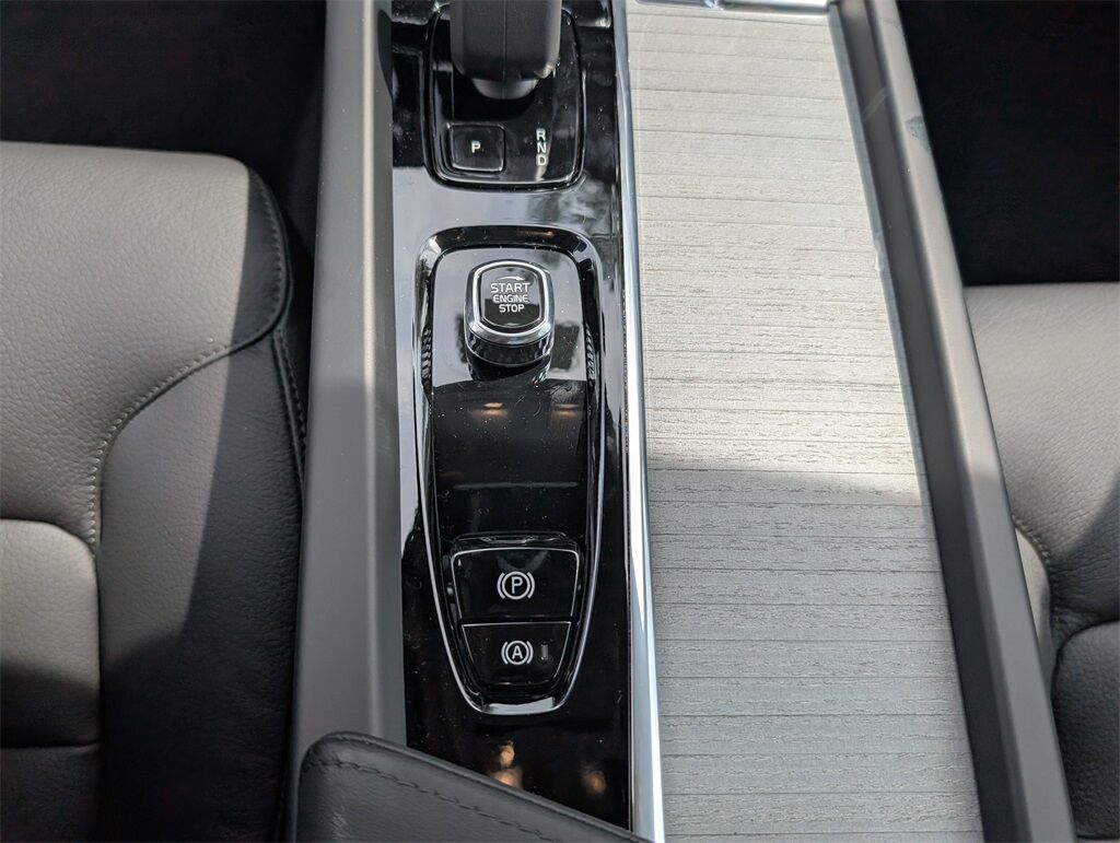 2025 Volvo XC60 Hunt Valley MD