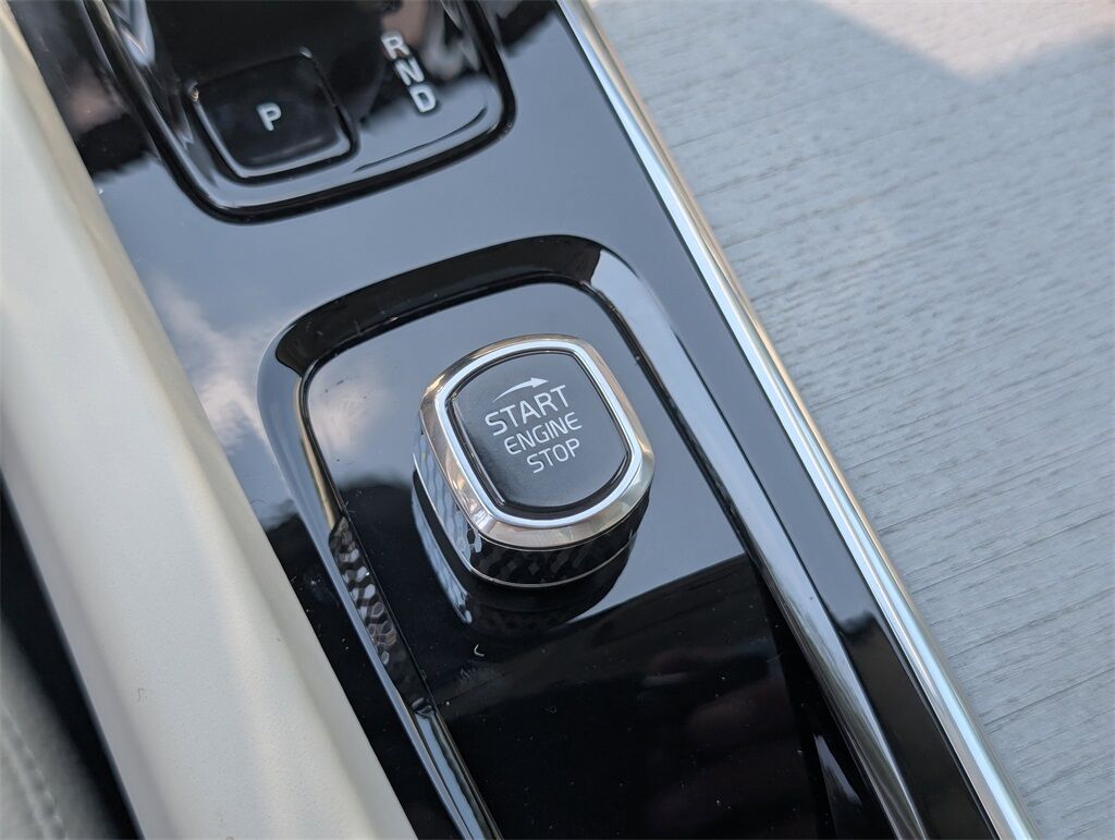 2025 Volvo XC60 Hunt Valley MD