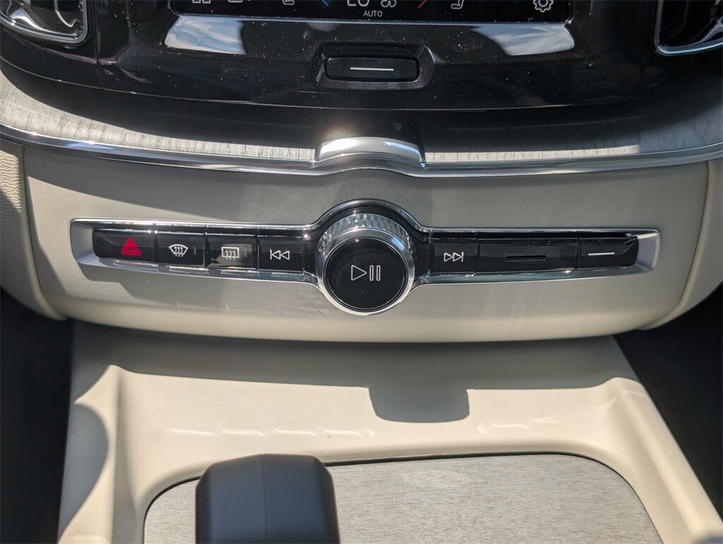 2025 Volvo XC60 Hunt Valley MD