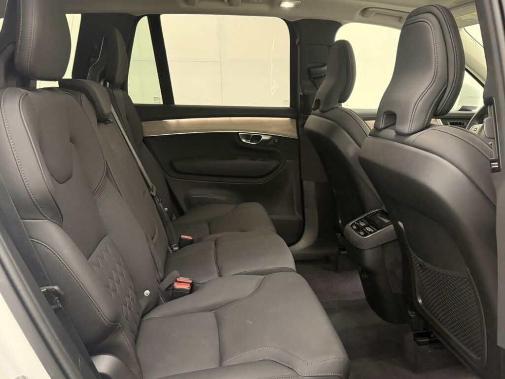 2025 Volvo XC90 2025.5 B5 AWD Plus 7-Seater Maumee OH