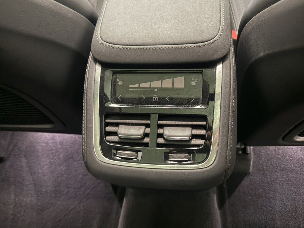 2025 Volvo XC90 2025.5 B5 AWD Plus 7-Seater Maumee OH
