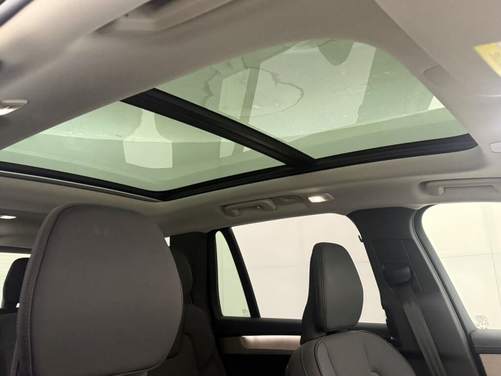 2025 Volvo XC90 2025.5 B5 AWD Plus 7-Seater Maumee OH