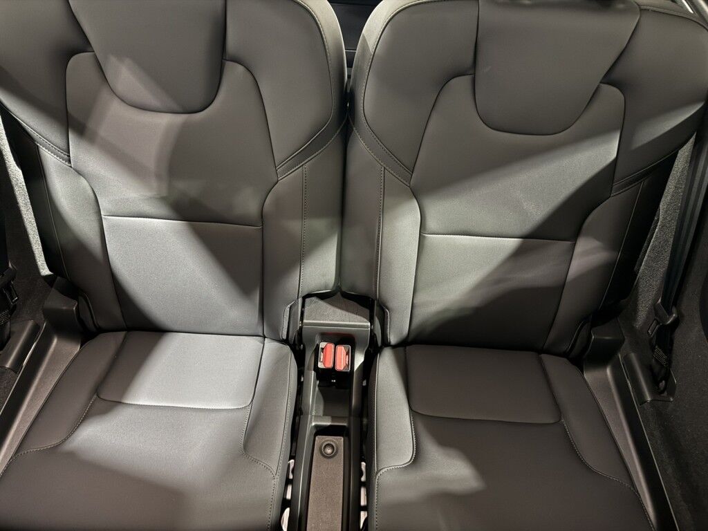 2025 Volvo XC90 2025.5 B6 AWD Plus 7-Seater Maumee OH