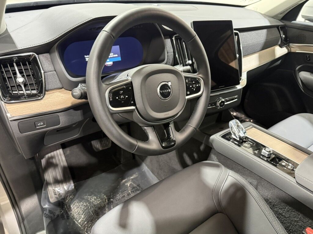2025 Volvo XC90 2025.5 B6 AWD Plus 7-Seater Maumee OH