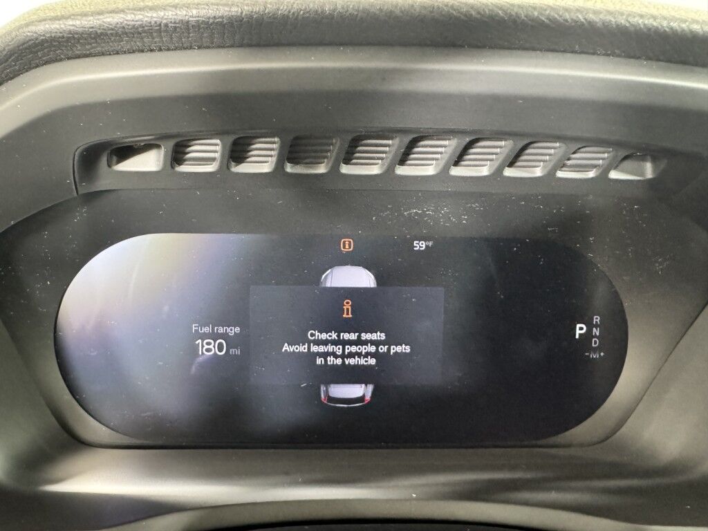 2025 Volvo XC90 AWD Core 7-Seater Maumee OH