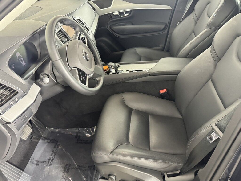 2025 Volvo XC90 AWD Core 7-Seater Maumee OH