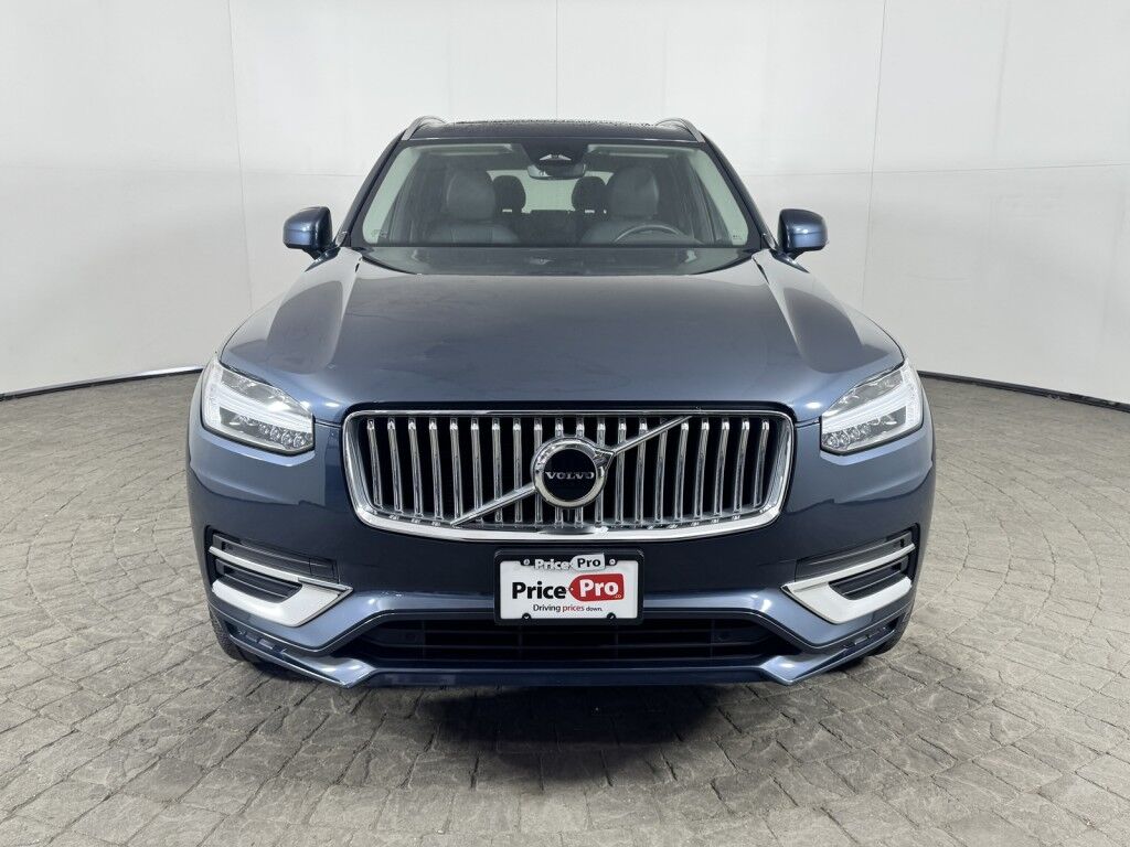 2025 Volvo XC90 AWD Core 7-Seater Maumee OH