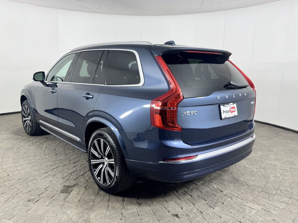 2025 Volvo XC90 AWD Core 7-Seater Maumee OH