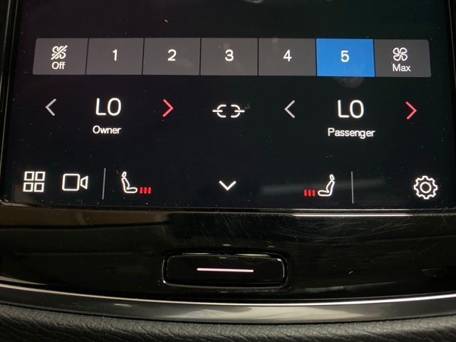 2025 Volvo XC90 B5 Core Dallas TX