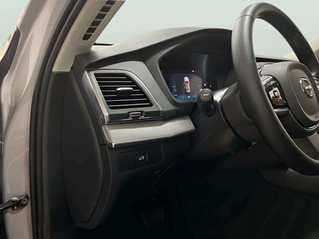 2025 Volvo XC90 B5 Core Dallas TX