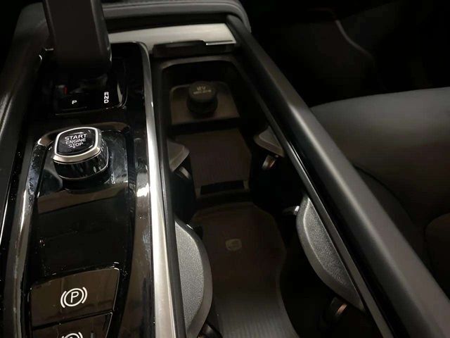 2025 Volvo XC90 B5 Core Dallas TX