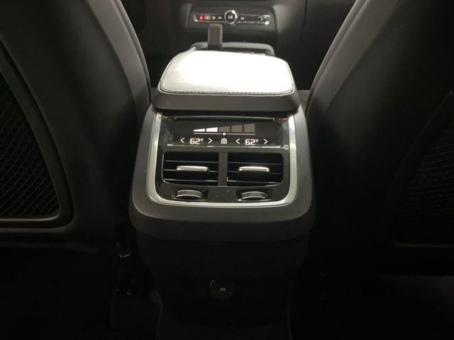 2025 Volvo XC90 B5 Core Dallas TX