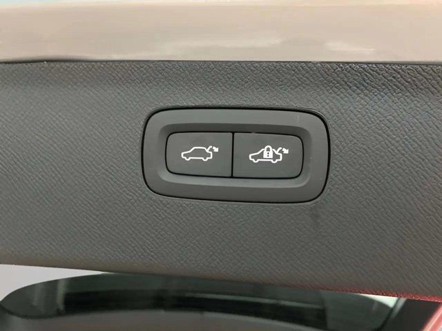 2025 Volvo XC90 B5 Core Dallas TX