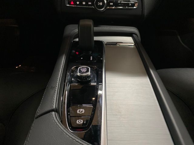 2025 Volvo XC90 B5 Core Dallas TX