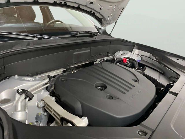 2025 Volvo XC90 B5 Core Dallas TX