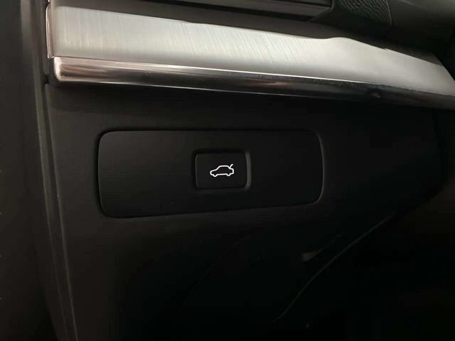2025 Volvo XC90 B5 Core Dallas TX
