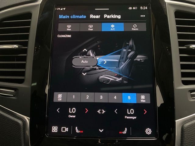 2025 Volvo XC90 B5 Core Dallas TX