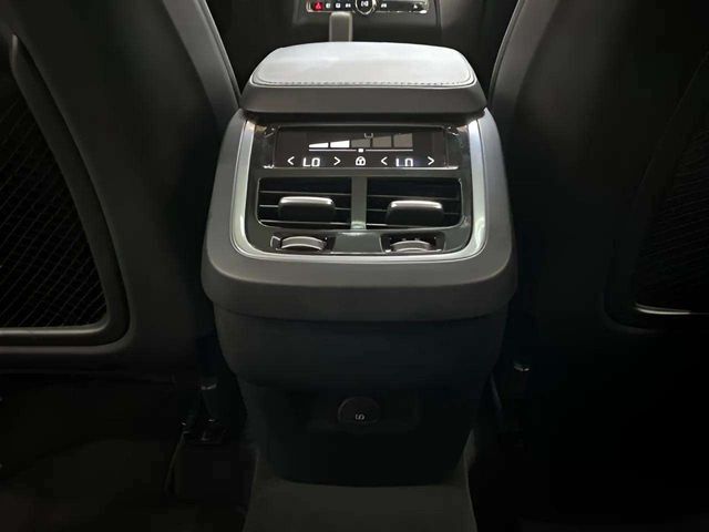 2025 Volvo XC90 B5 Core Dallas TX
