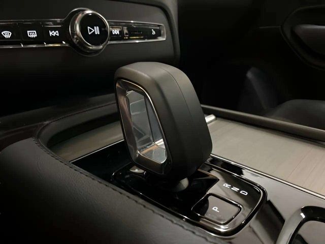 2025 Volvo XC90 B5 Core Dallas TX