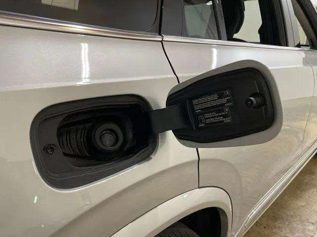 2025 Volvo XC90 B5 Core Dallas TX