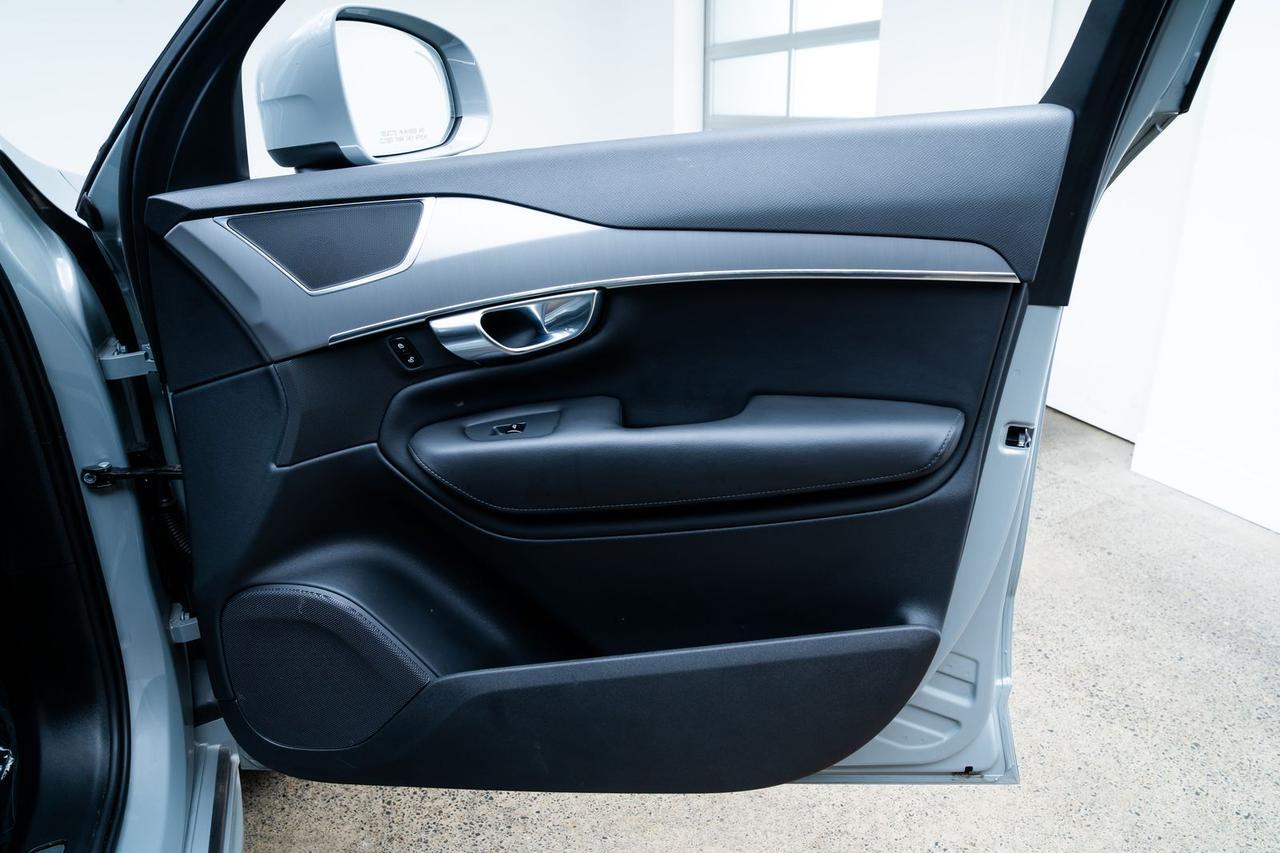2025 Volvo XC90 B5 Core Pilot Assist Adaptive Cruise Portland OR