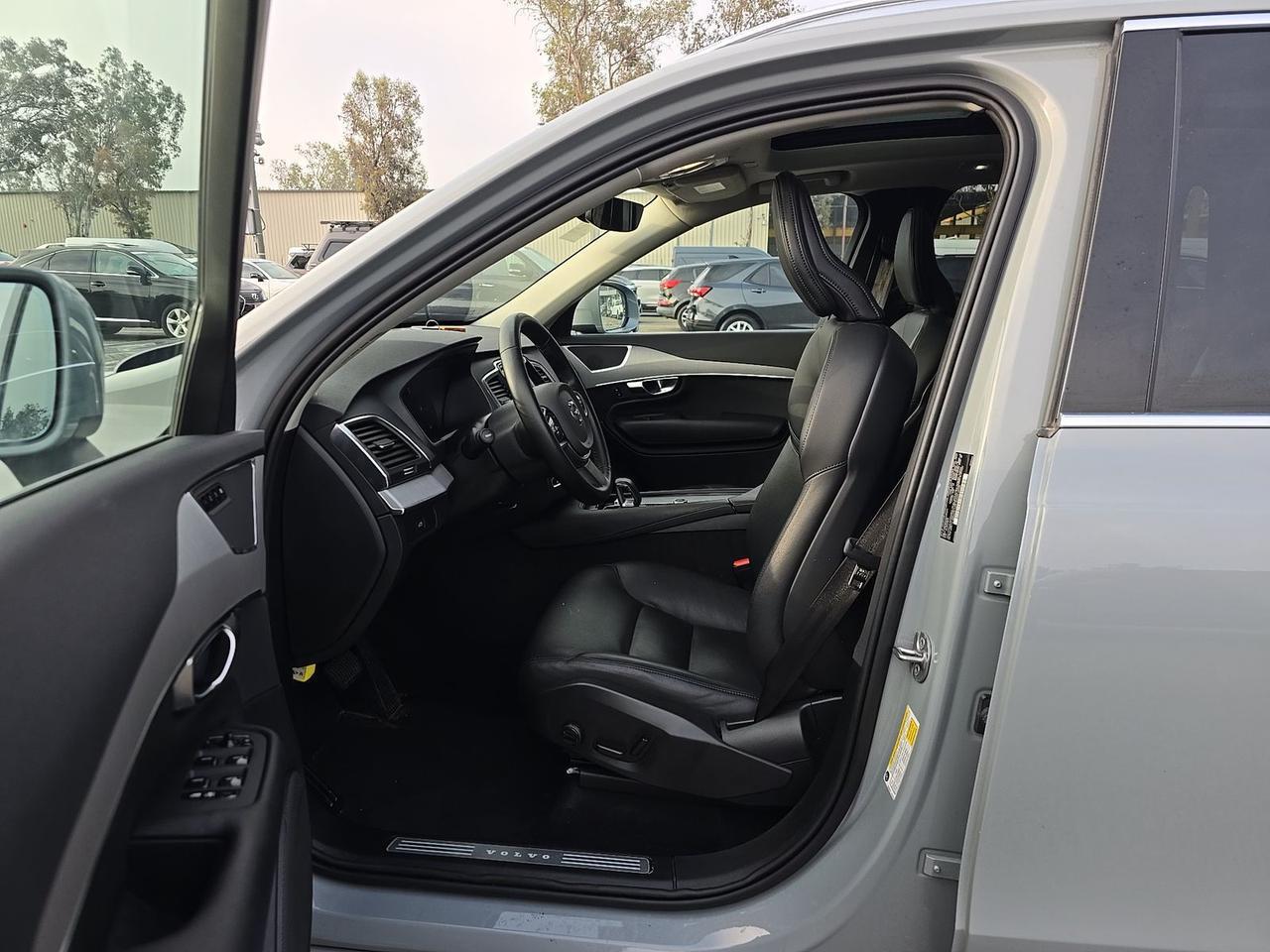 2025 Volvo XC90 B5 Core Pilot Assist Adaptive Cruise Portland OR