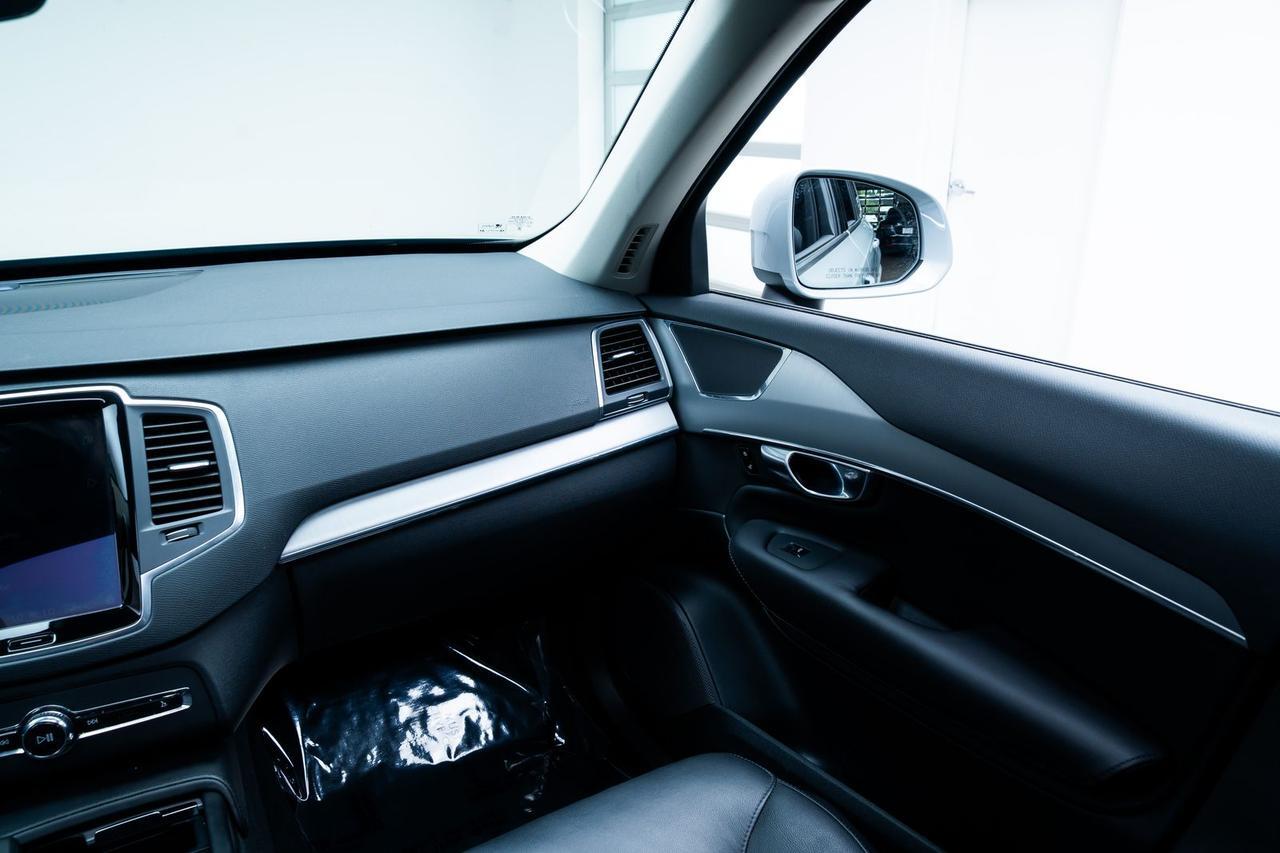 2025 Volvo XC90 B5 Core Pilot Assist Adaptive Cruise Portland OR