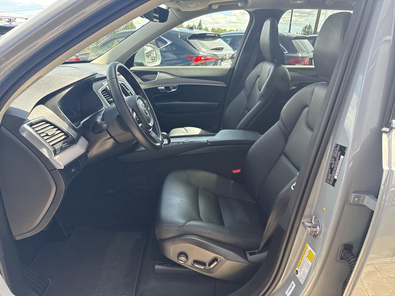 2025 Volvo XC90 B5 Core Bend OR