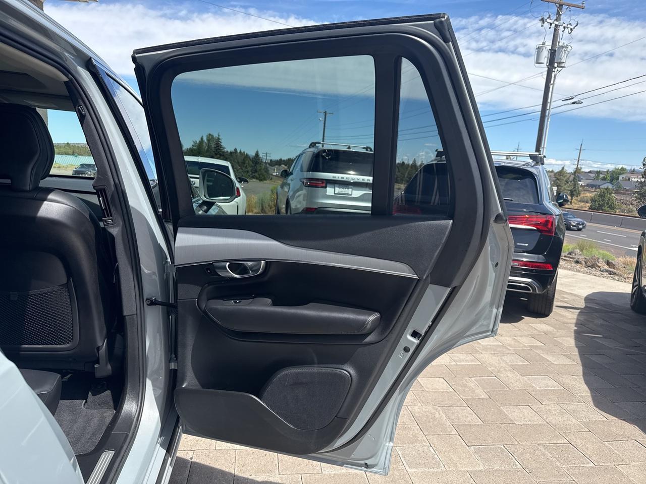 2025 Volvo XC90 B5 Core Bend OR