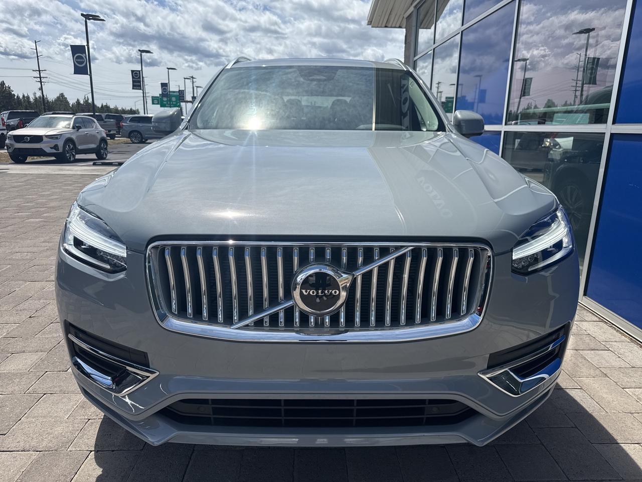 2025 Volvo XC90 B5 Core Bend OR