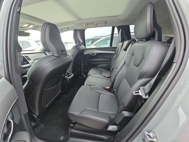 2025 Volvo XC90 B5 Core Bend OR