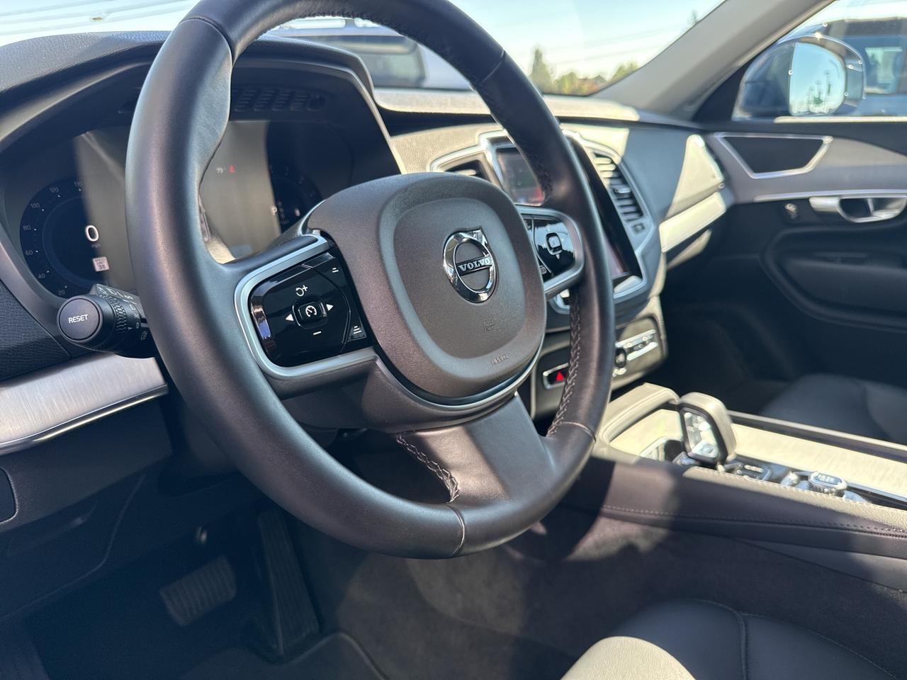 2025 Volvo XC90 B5 Core Bend OR
