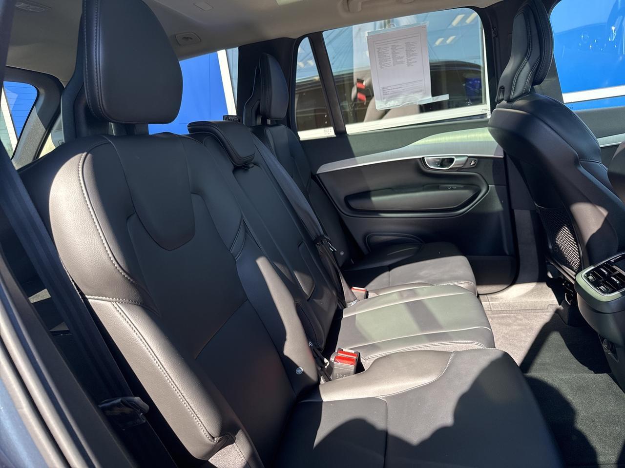 2025 Volvo XC90 B5 Core Bend OR