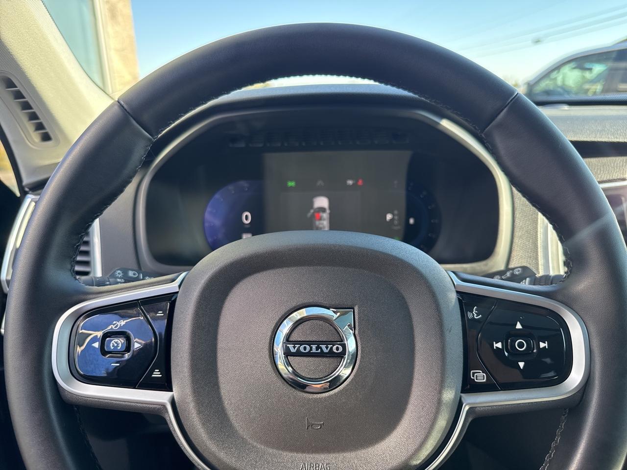 2025 Volvo XC90 B5 Core Bend OR
