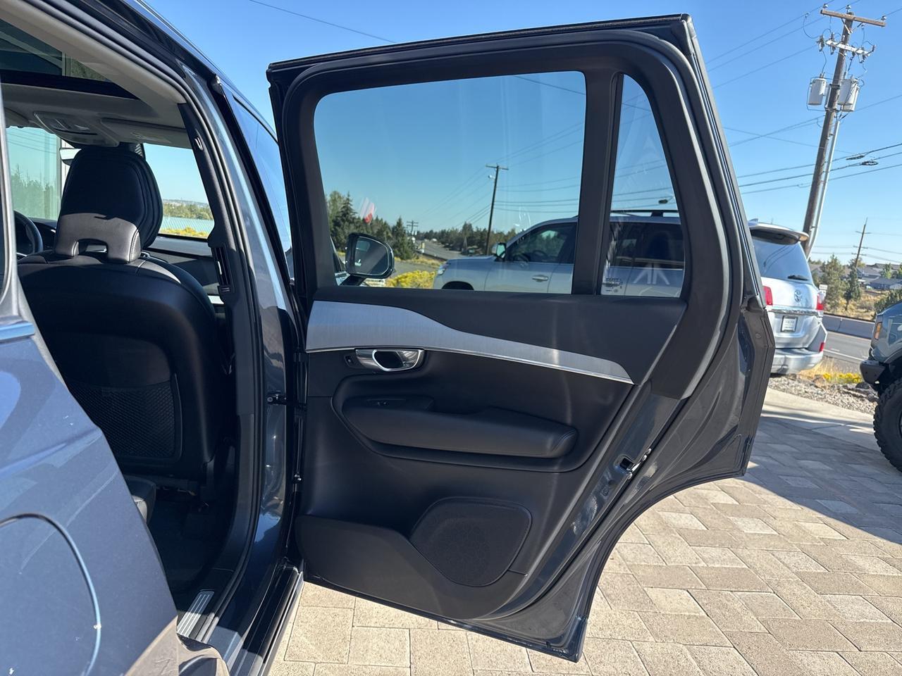 2025 Volvo XC90 B5 Core Bend OR