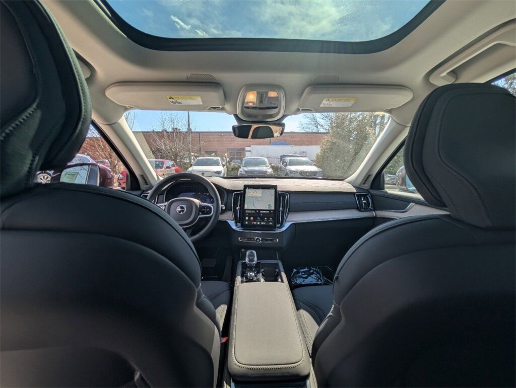 2025 Volvo XC90 B5 Core Hunt Valley MD