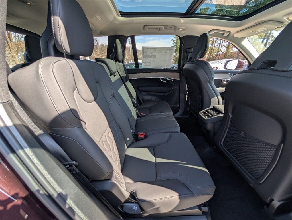 2025 Volvo XC90 B5 Core Hunt Valley MD