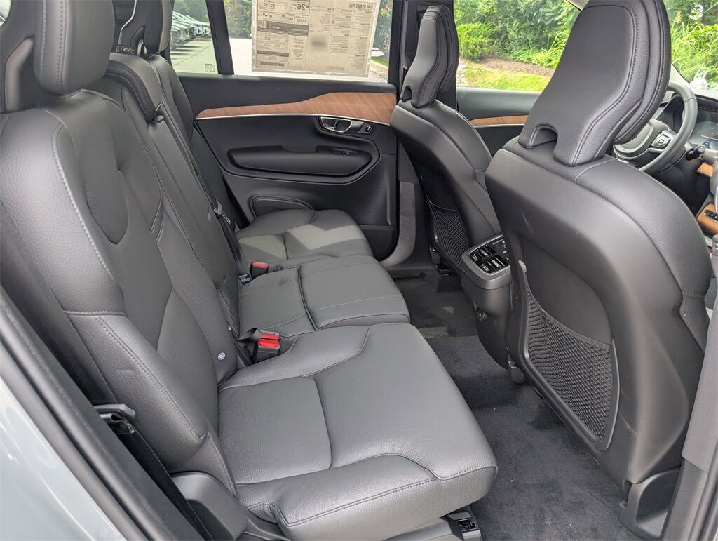 2025 Volvo XC90 B5 Plus Hunt Valley MD