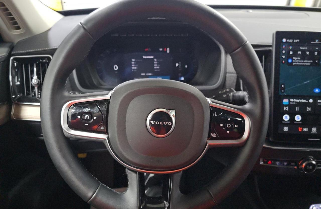 2025 Volvo XC90 B6 AWD Hybrid PLUS w/High Performance Audio, Pilot Assist, 360 Cam, 4 Heate Portland OR