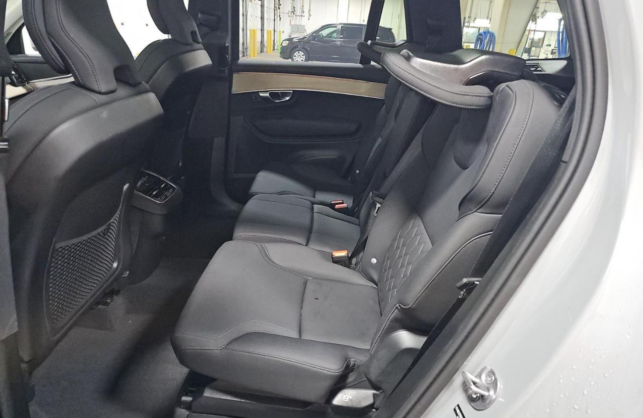 2025 Volvo XC90 B6 AWD Hybrid PLUS w/High Performance Audio, Pilot Assist, 360 Cam, 4 Heate Portland OR