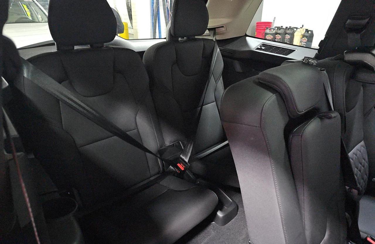 2025 Volvo XC90 B6 AWD Hybrid PLUS w/High Performance Audio, Pilot Assist, 360 Cam, 4 Heate Portland OR